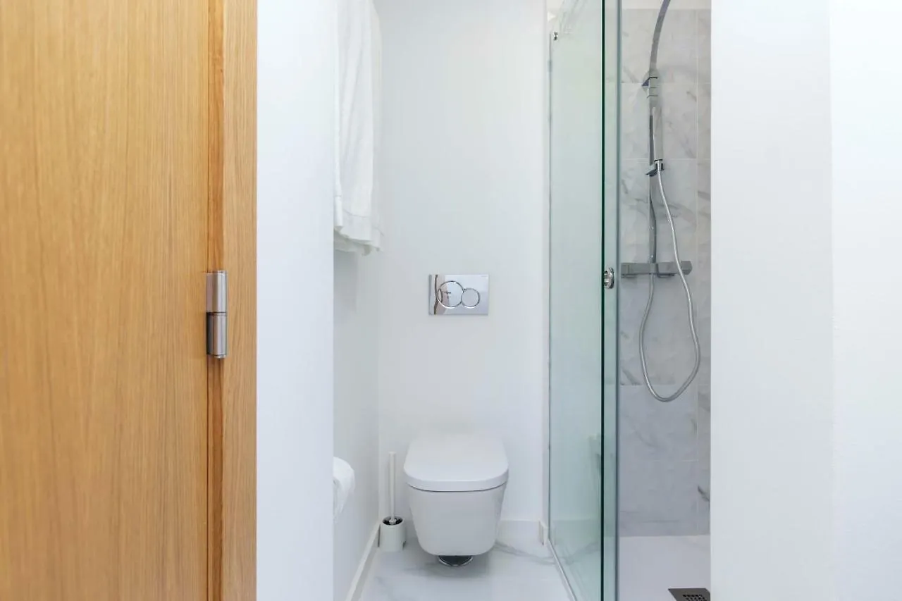 Daire Perfect, Cool, Aircon, 2 Beds 2 Bath Best Location Lisboa